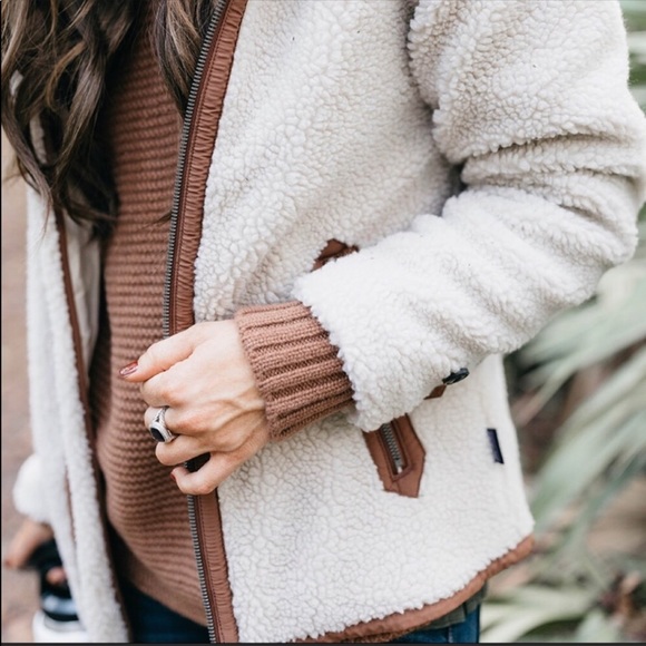 Patagonia Divided Sky Sherpa Jacket Size Extra Small cream - Picture 4 of 14